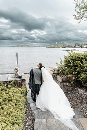 finding the right photographer for your wedding